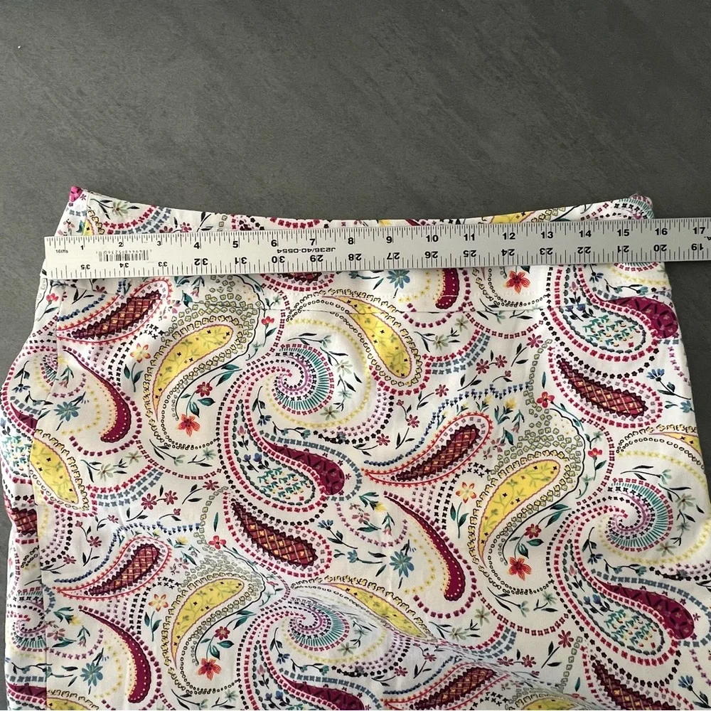 Talbots White Cotton Pencil Knee Length Skirt With Colorful Paisley Print Size 6